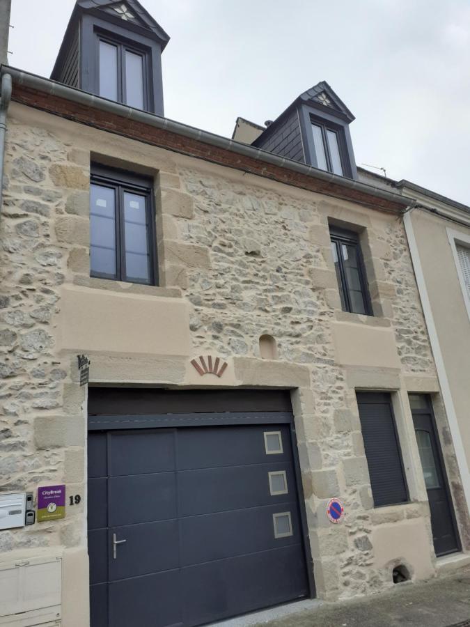 CHARMES EN VILLE Le Charme Poétique Montluçon Esterno foto